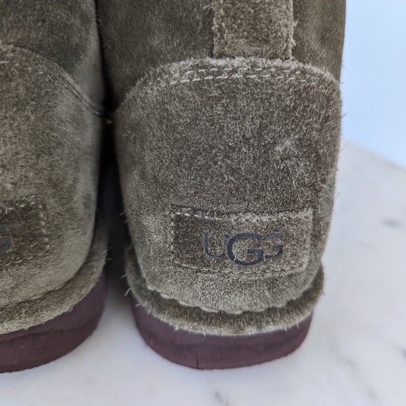 UGG Elvi Olive Green Classic Suede Harness Boots - Picture 11 of 12